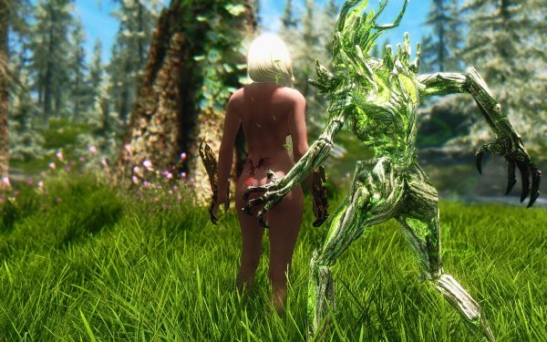 Прикройся бесстыжая...