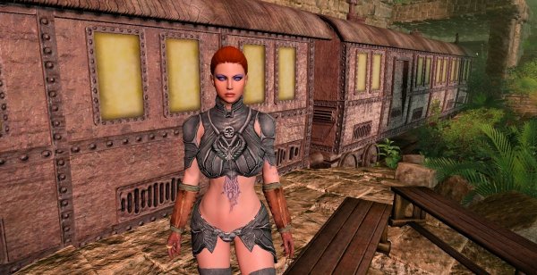 Стою на полустаночке, в красивом полушалочке..