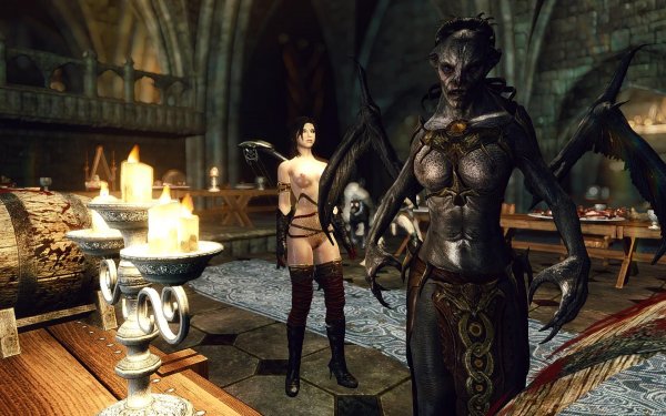 Съесть бы чего, так эта кровь надоела...