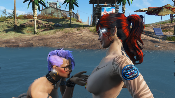 Айви:-"Этот новый пирсинг просто прелесть!"