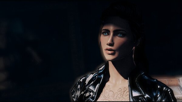 Ева поменяла цвет глаз на более спокойный ;)