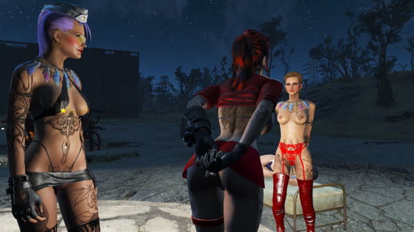 Айви, Алиса и Поселенка.