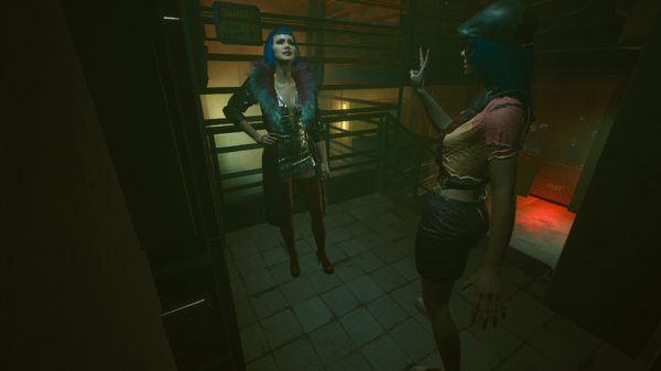 Хозяйка прощается с Викой:-"Ну всё пока, целую тебя".