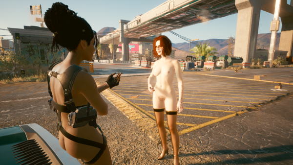 Панам:-"Ви, ты можешь подойти поближе?".