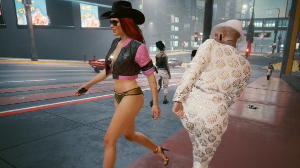 Мужчины оборачиваются, когда Ви идёт по улице.