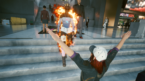 Ви удивилась, увидев, идущую в огне девушку.