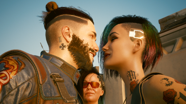 Джуди и Ви милуются.