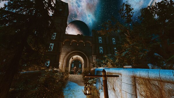 Синий дворец в Солитьюде, ночью.