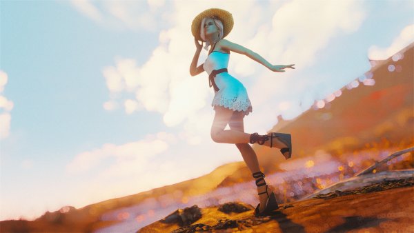 Алиса в новом платье.