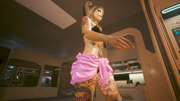 Ви (без самого нижнего белья) идёт в душевую.