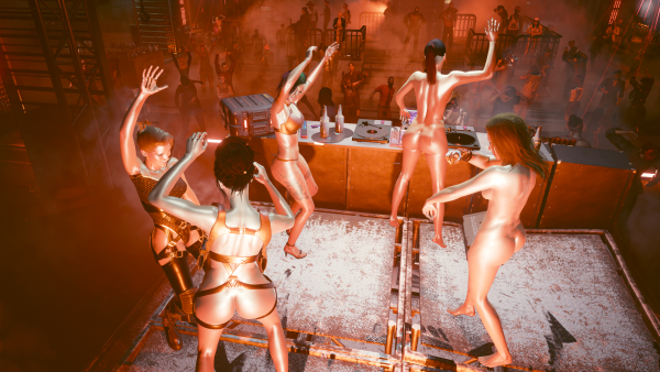 Бронзовотельные Ви, Панам, Джуди, Альт и DJ Миоко -4.