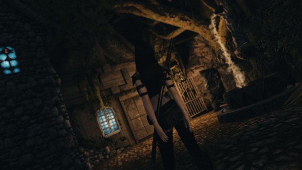 Велена возле высокогорного дома..,