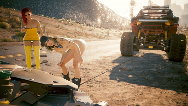 Ви:-"Да у этой тачки здесь багажник, а двигатель сзади".