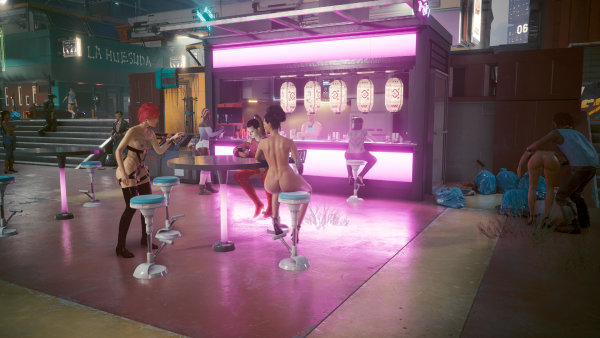 Ви:-"А с тем молодым человеком кто - твой клон?".