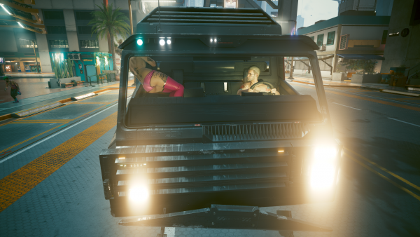 Попка Джуди, когда она отстреливается от погони.