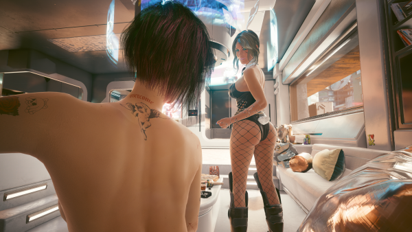 Ви:-"Джуди а тебе он нравится?".