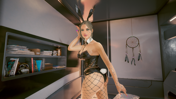 🧡Ви:-"Джуди, давай поиграем в кролика Банни".