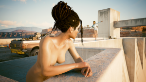 Панам и Ви в прозрачном мини платье.